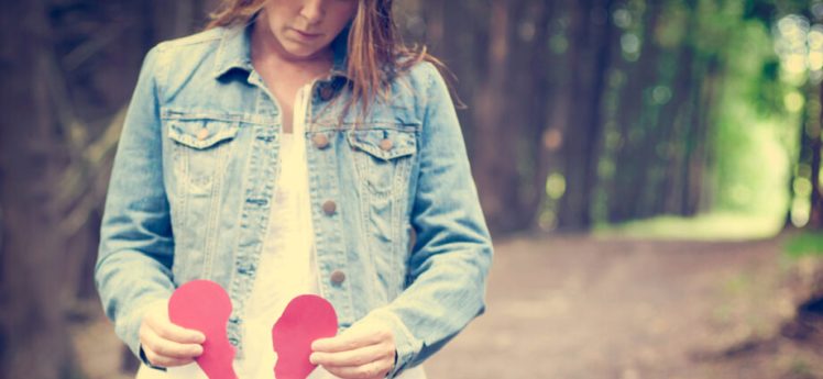 woman-with-broken-heart